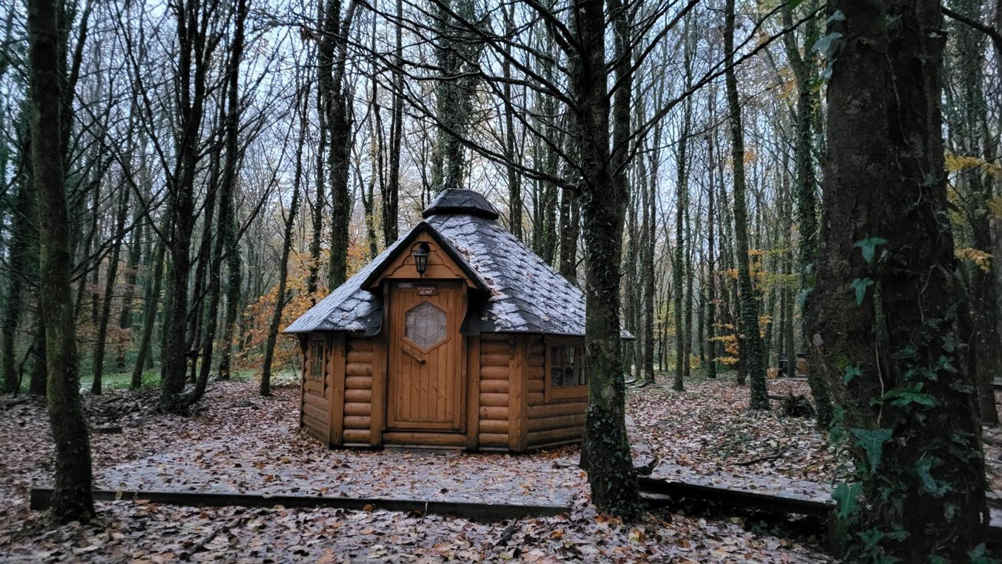 Le Domaine Insolite De Broceliande Paimpont Exterior foto